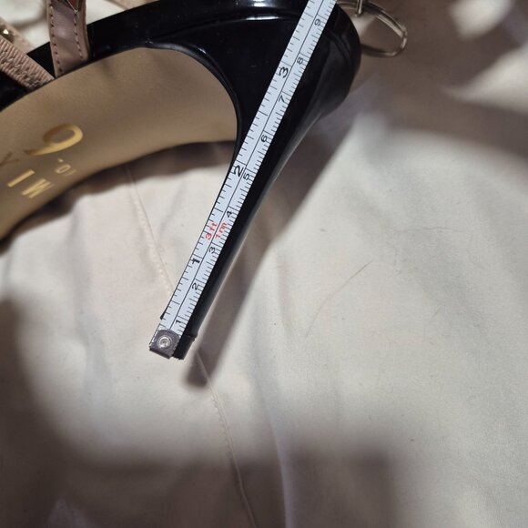 Stiletto heels - Picture 6 of 7